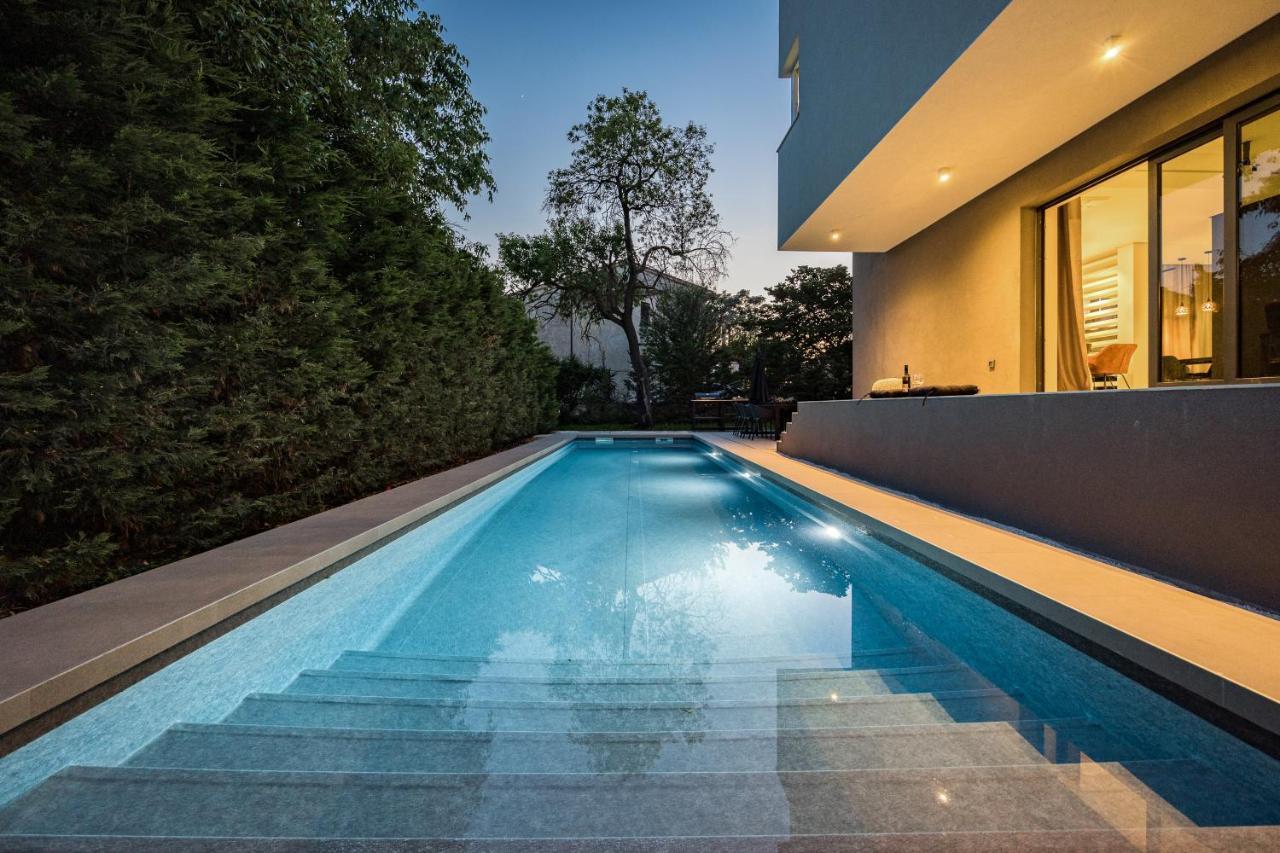 Villa Aida - 4 Bedroom Luxury Villa With Large Private Pool 4K Projector And Jacuzzi Пула Екстер'єр фото